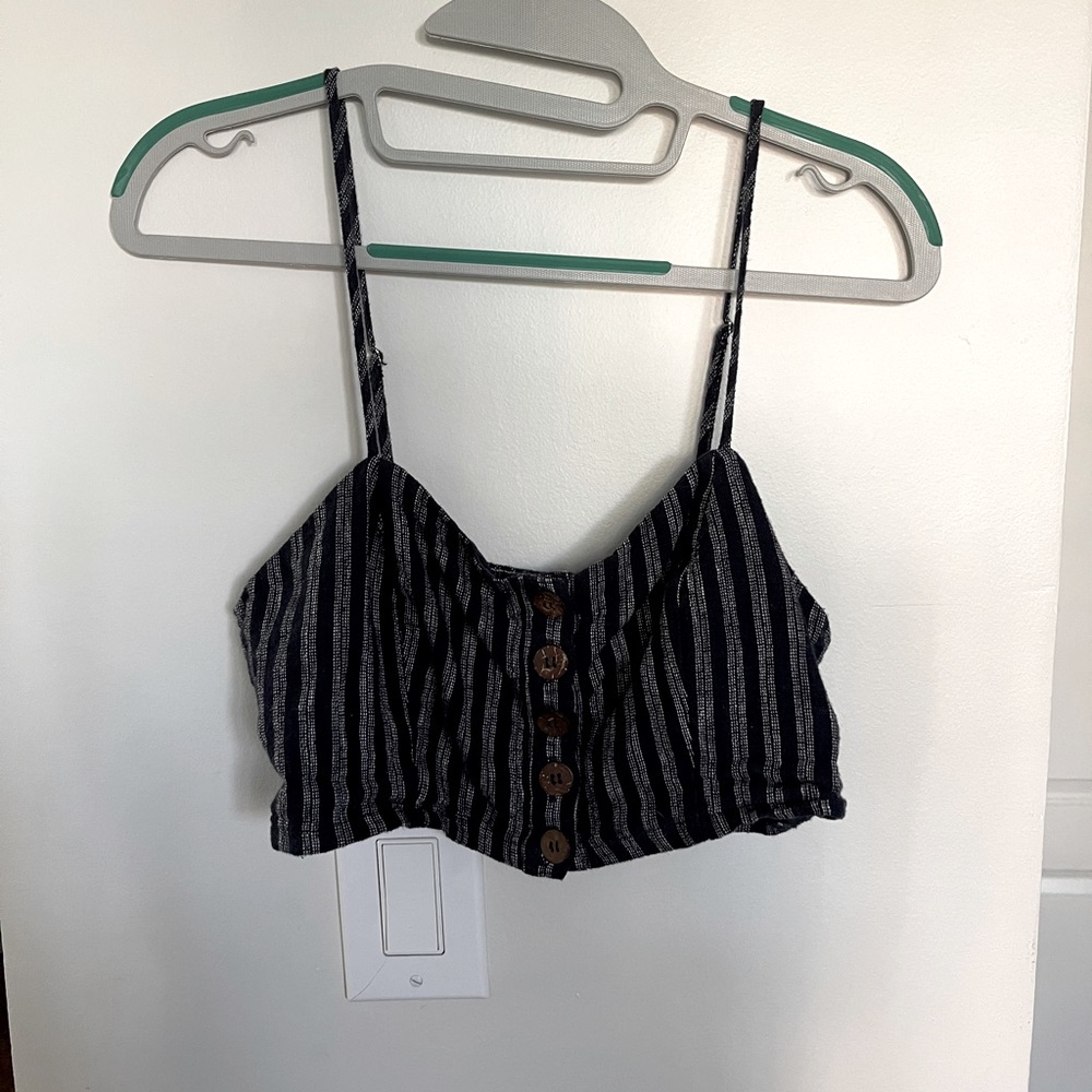 Navy and white crop